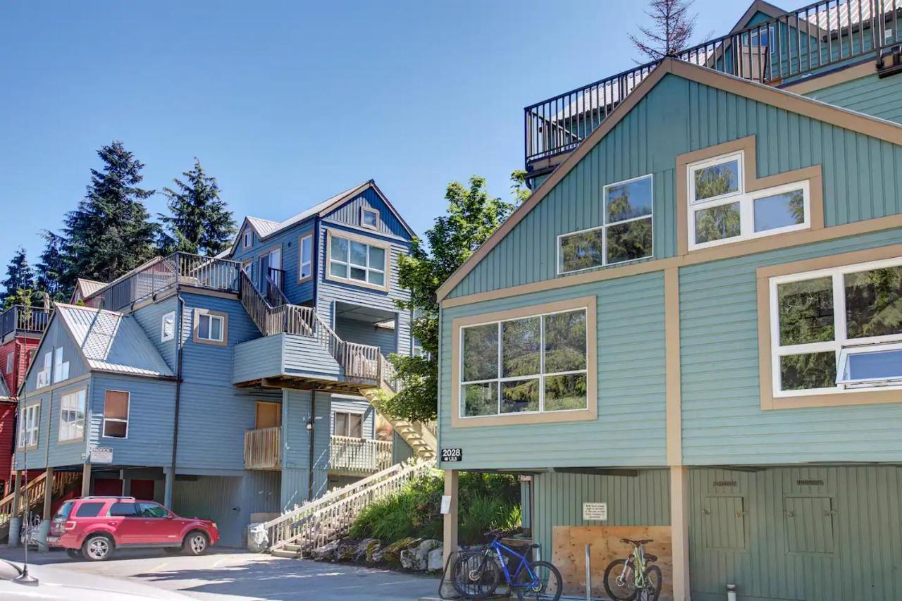 Gondola Haus - Free Parking Apartment Whistler Exterior photo